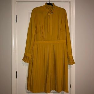 Brand new gorgeous mustard color dress by Eloquii!